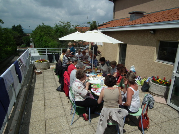 Repas de fin de saison des ateliers de Yoga (7)