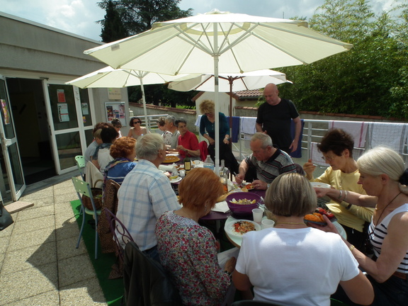 Repas de fin de saison des ateliers de Yoga (9)