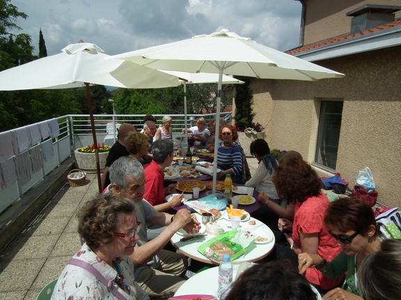 Repas de fin de saison des ateliers de Yoga (12)