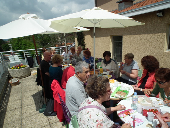 Repas de fin de saison des ateliers de Yoga (13)