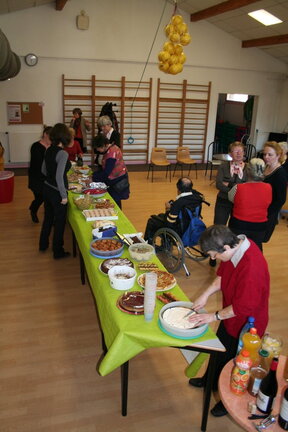 16-Repas partagé à la MJC 17 12 2013 (8)