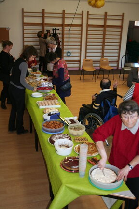 24-Repas partagé à la MJC 17 12 2013 (7)