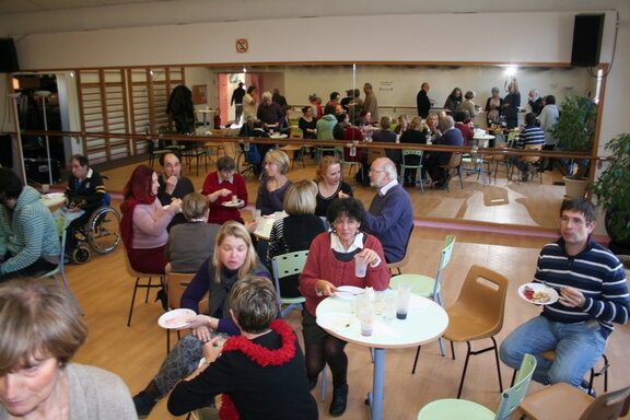 25-Repas partagé à la MJC 17 12 2013 (33)