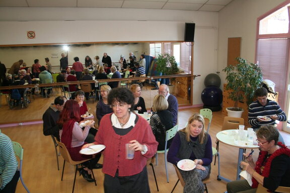 28-Repas partagé à la MJC 17 12 2013 (36)