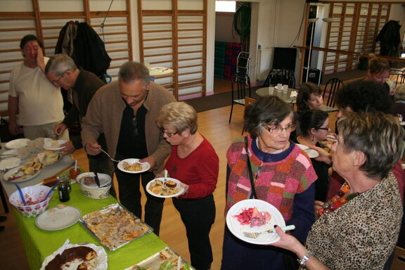 31-Repas partagé à la MJC 17 12 2013 (38)