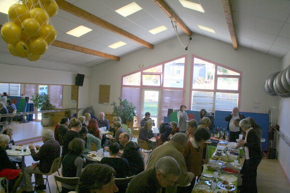 35-Repas partagé à la MJC 17 12 2013 (41)