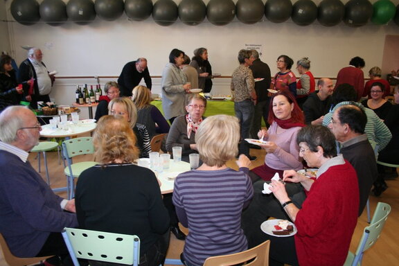 38-Repas partagé à la MJC 17 12 2013 (44)