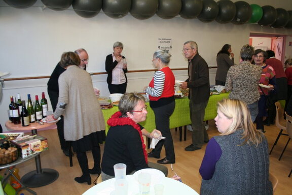 39-Repas partagé à la MJC 17 12 2013 (45)