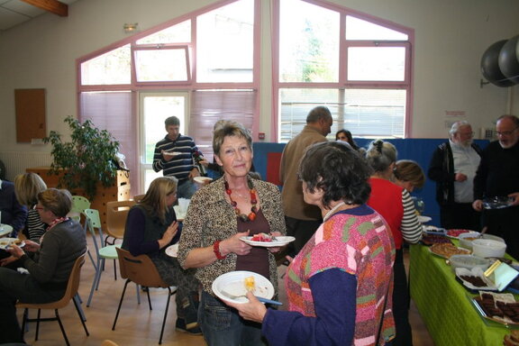 42-Repas partagé à la MJC 17 12 2013 (1)