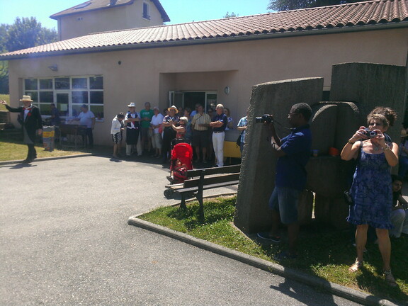 Honneur à BB  juin 2015 mjc (3)